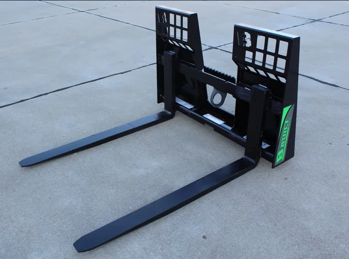 B-Built pallet forks with brick guard, angled view