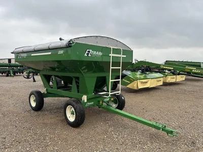 New 2026 E-Z Trail 230, photo 1 of 6