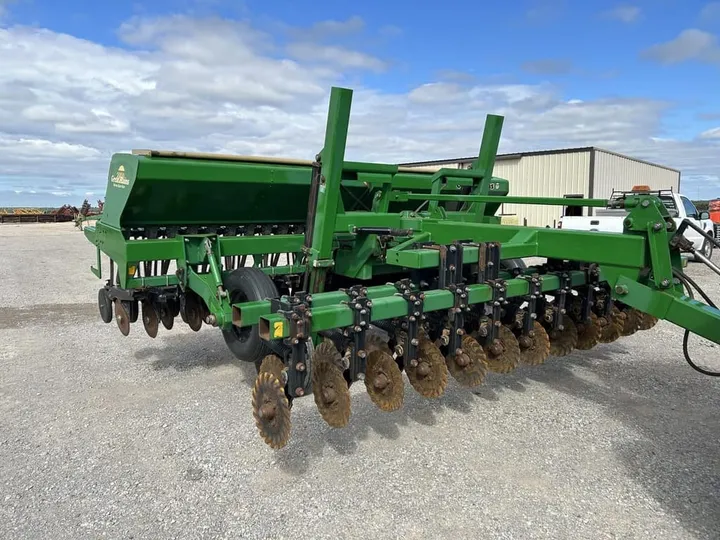 Used 2000 Great Plains 1500, photo 1 of 6
