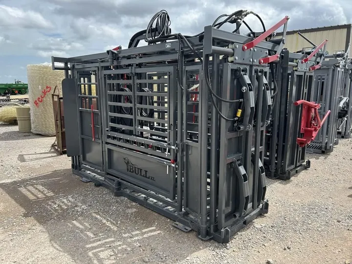 New 2026 R&R Livestock Equipment BULL XL, photo 1 of 6