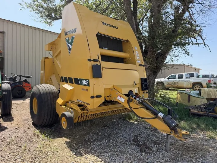 Used 2023 Vermeer 604R SIGNATURE, photo 1 of 6