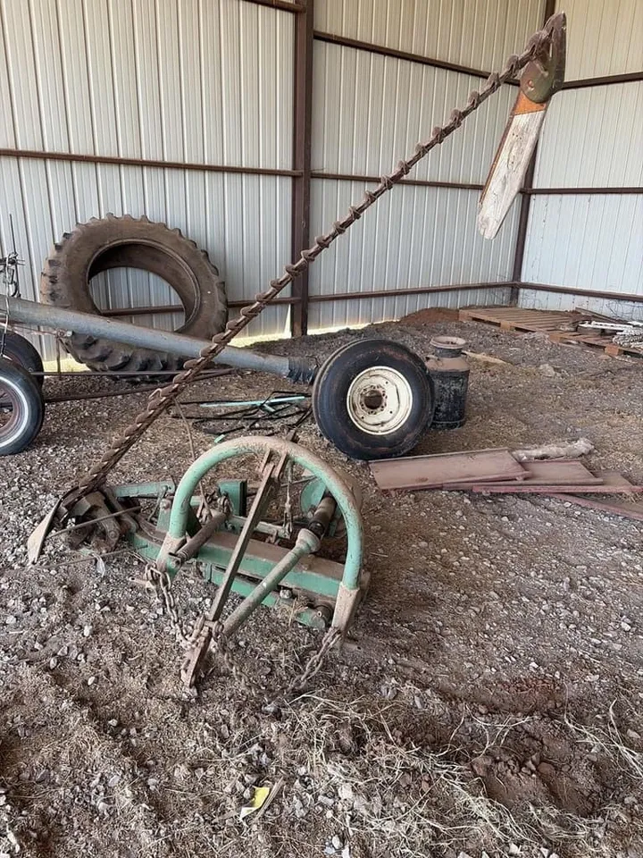 Used Oliver 351, photo 1 of 3