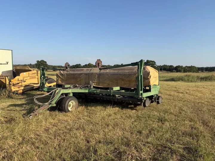 Used 2005 John Deere 1560, photo 1 of 6