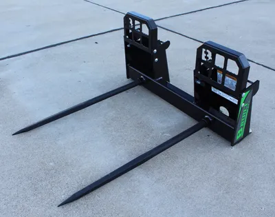B-Built 2 prong bale spear, front angle