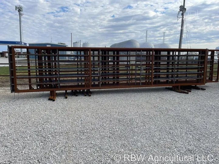 New 24' Free Standing Panels with 10' Gate, photo 1 of 6