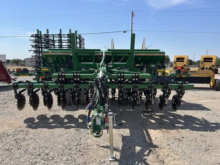 Used 2020 Great Plains 1500, photo 2 of 6