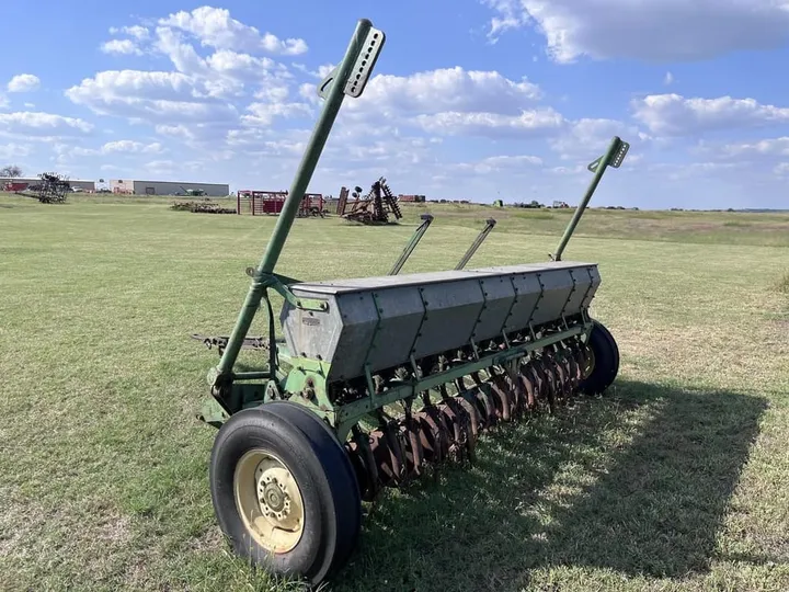Used 1977 John Deere FB168B, photo 2 of 6