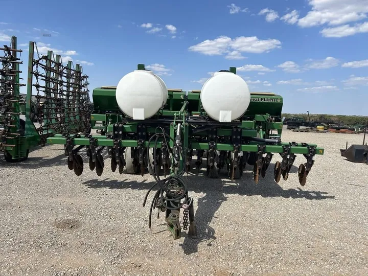 Used 1996 Great Plains 1500, photo 2 of 6