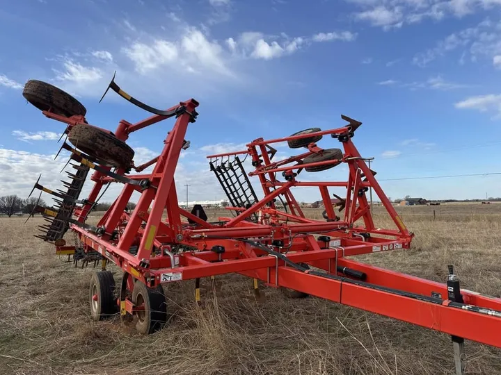 Used 2022 Kuhn Krause 4000-29, photo 2 of 6