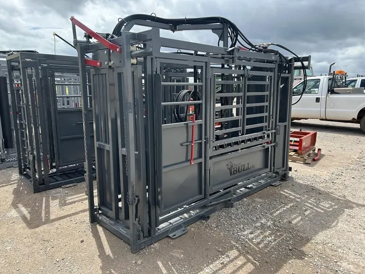 New 2026 R&R Livestock Equipment BULL XL, photo 3 of 6