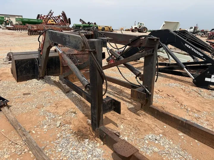 Used Custom Made LOADER, photo 3 of 4