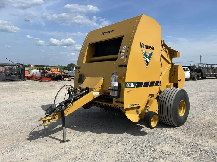 Used 2024 Vermeer 605N, photo 3 of 6