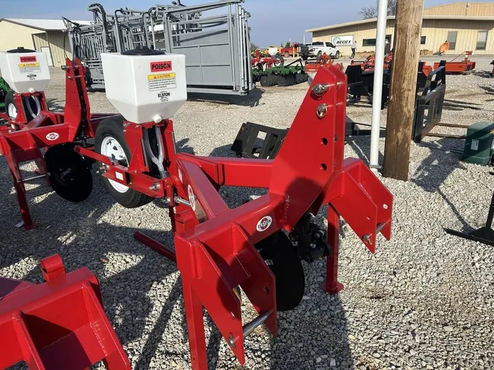 New 2026 Elston GA800, photo 3 of 6