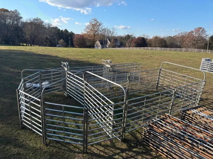 Lockler system seen from the holding pen end
