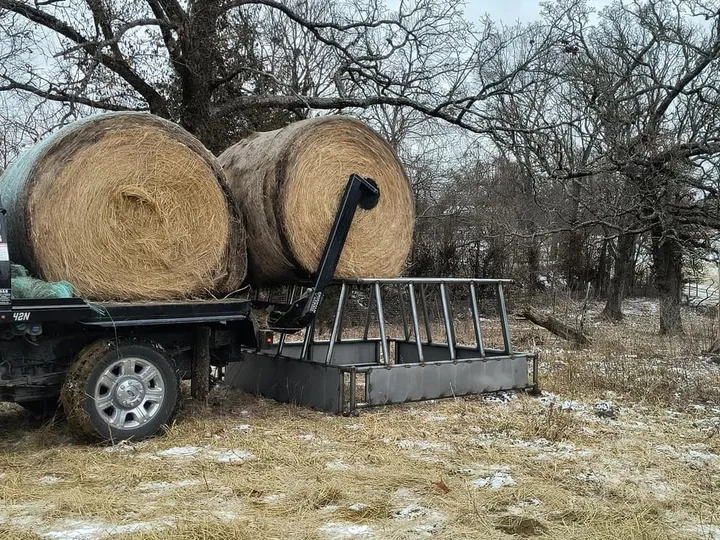New Heavy-Duty Hay Bale Feeder, photo 3 of 6