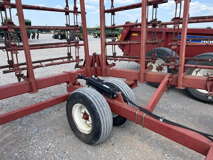 Used 2016 McFarlane HDL1024-16, photo 4 of 6