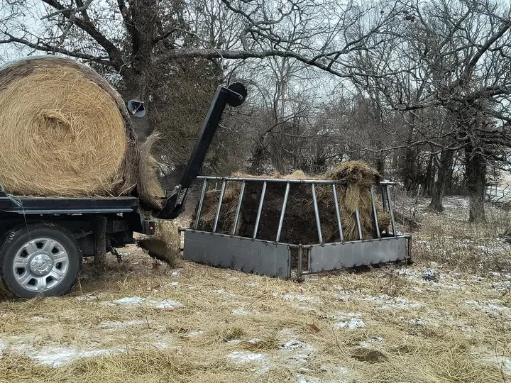 New Heavy-Duty Hay Bale Feeder, photo 4 of 6