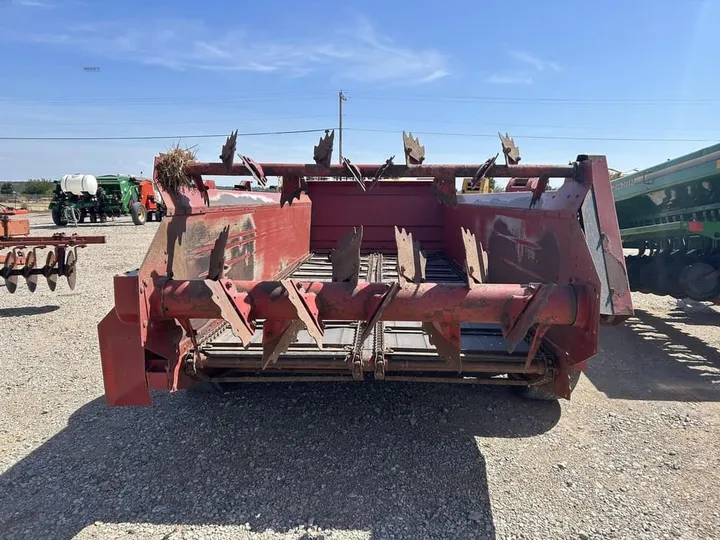 Used 2010 New Holland 195, photo 5 of 6