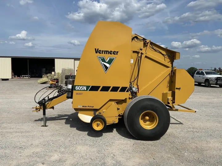 Used 2024 Vermeer 605N, photo 5 of 6