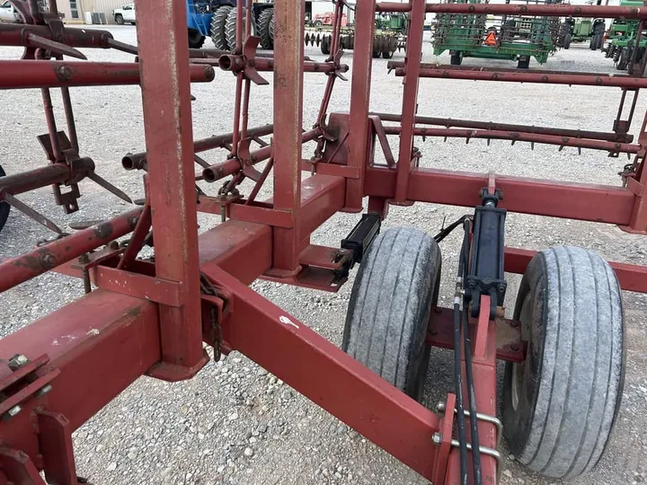 Used 2016 McFarlane HDL1024-16, photo 5 of 6