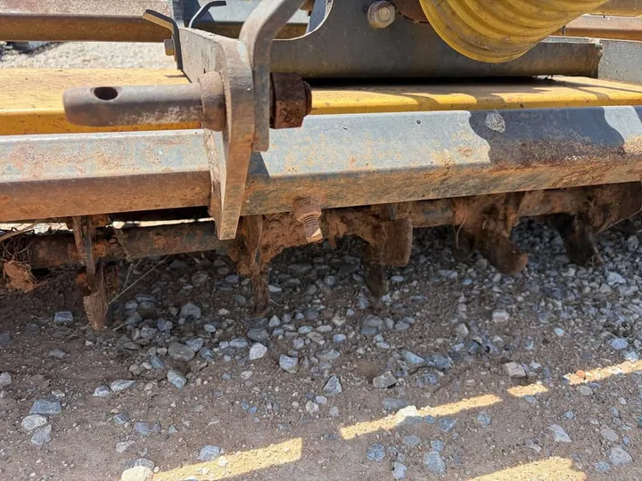 Used Southeast LR72, photo 6 of 6