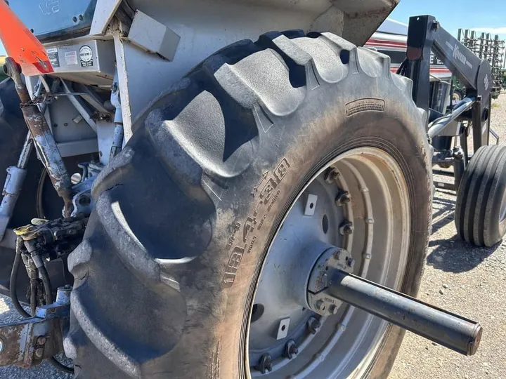 Used 1989 White 120, photo 6 of 6