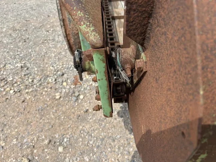 Used 1980 John Deere 34, photo 6 of 6